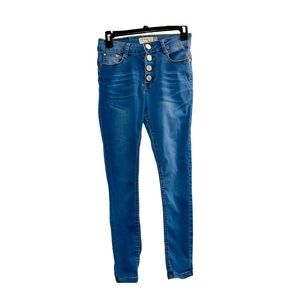 Women’s straight leg denim jeans